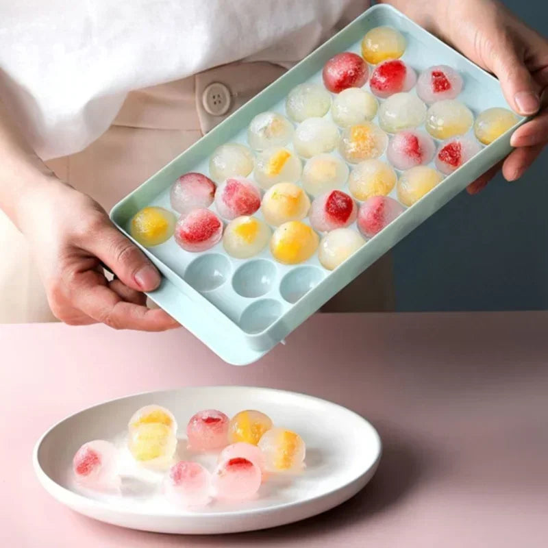 Frozen Whiskey & Popsicle Ice Cube Tray